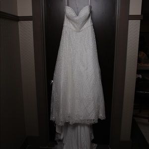 New/Used wedding dress size 20 DaVinci